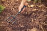 Fiskars Sarchiello Ergo per Terreni Duri, Testa in Acciaio Inox e Impugnatura Ergonomica, Nero/Arancione, 30,5 cm 3